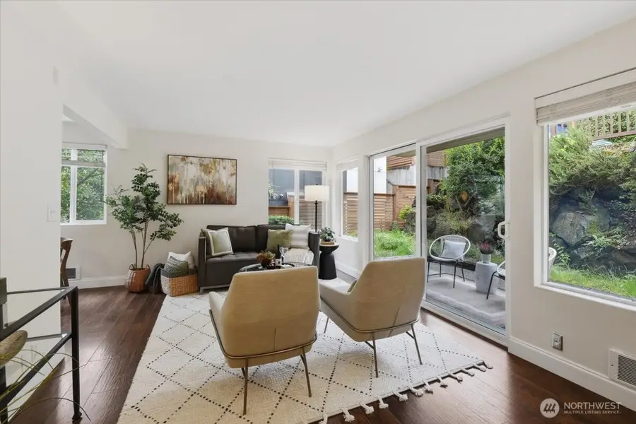 2552 14th Avenue W #203, Seattle, WA 98119 - #2