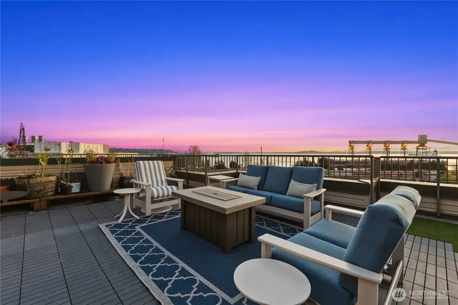 524 6th Avenue W #407, Seattle, WA 98119 - #2