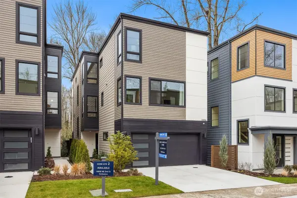 14856 NE 2nd Court, Bellevue, WA 98007