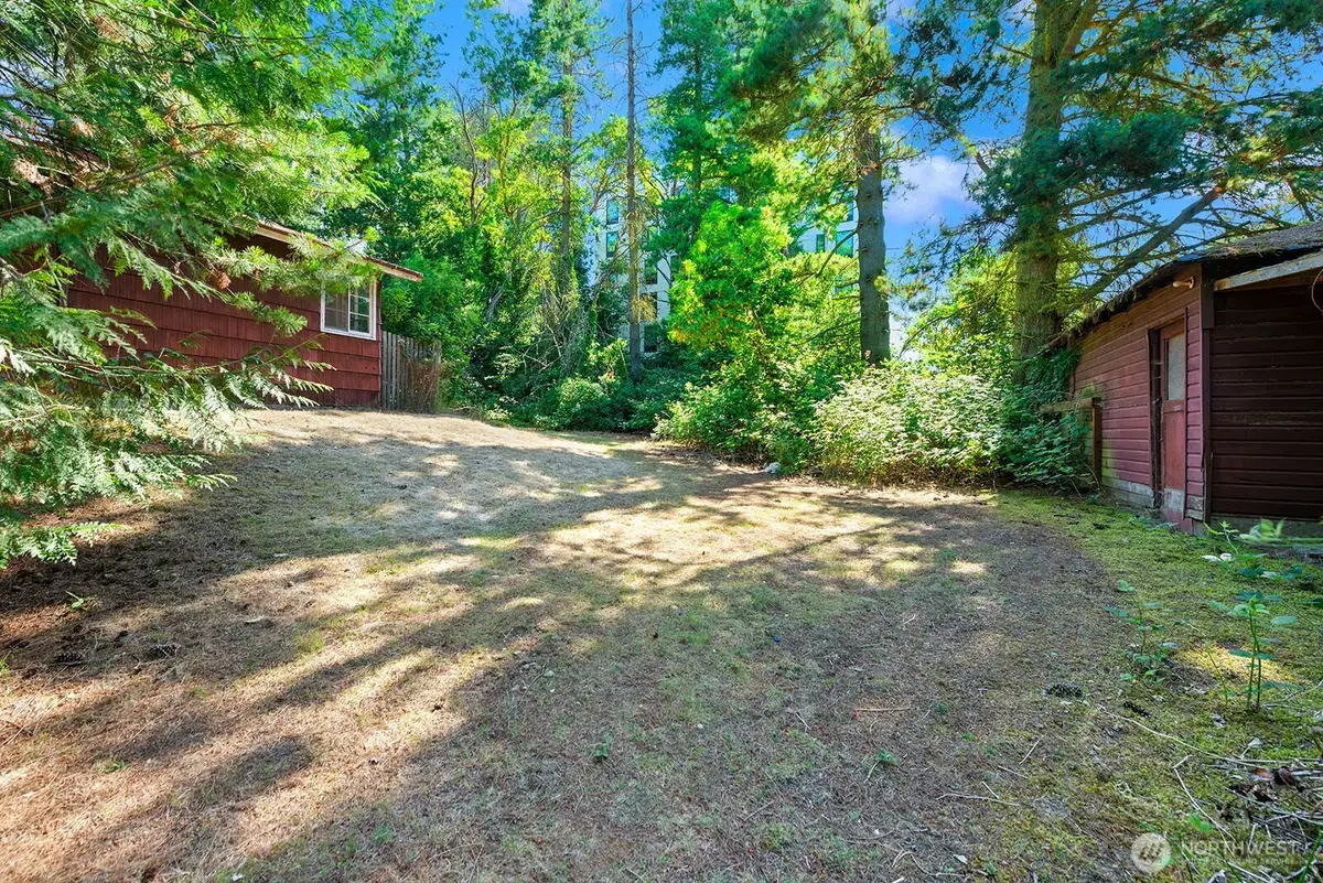 17552 12th Avenue Ne, Shoreline, WA 98155 - #1