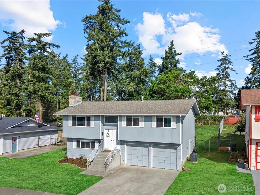720 NW Hyak Drive, Oak Harbor, WA 98277 - #3