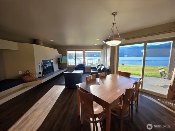 1 Lakeside 703-j, Manson, WA 98831