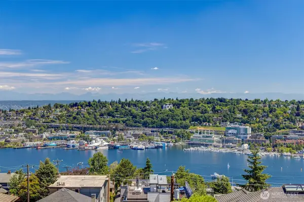 1518 4th Avenue N, Seattle, WA 98109
