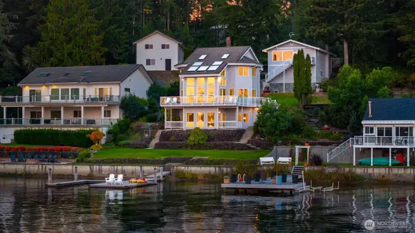 2210 Mason Lake Drive W, Grapeview, WA 98546