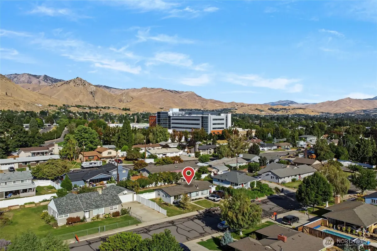 1312 Poe Street, Wenatchee, WA 98801 - #1