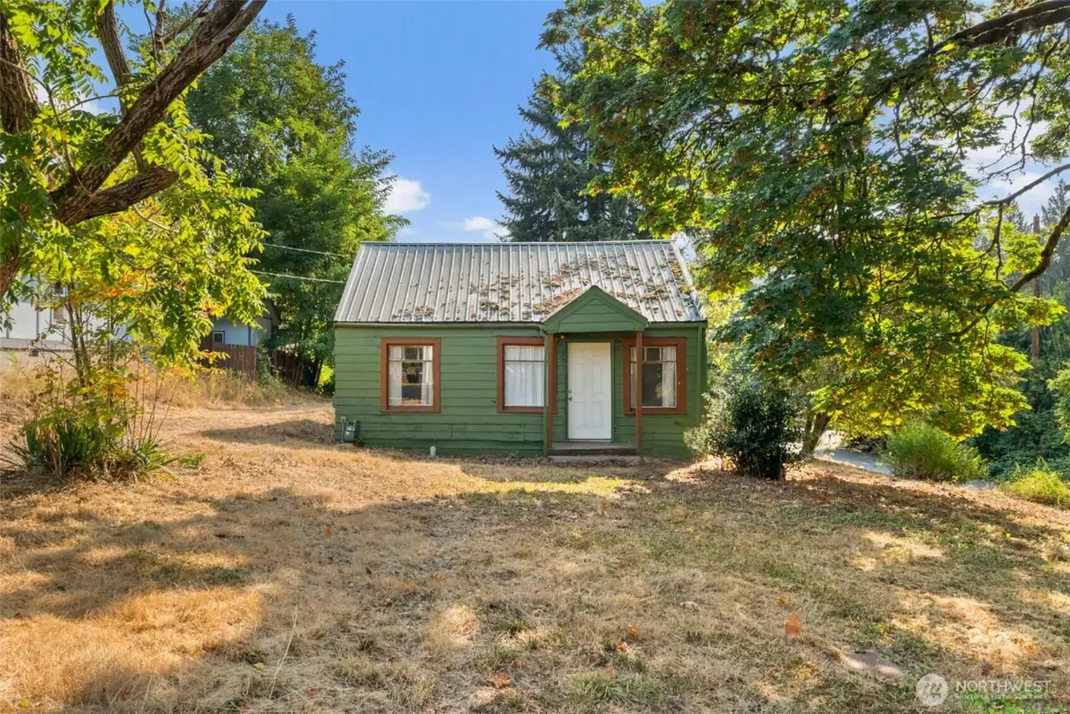 722 S 4th Avenue Sw, Tumwater, WA 98502 - #1