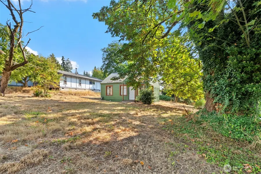 722 S 4th Avenue Sw, Tumwater, WA 98502 - #3