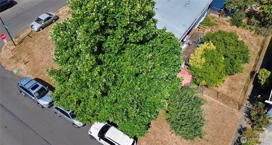 10504 12th Avenue Nw, Seattle, WA 98177 - #3