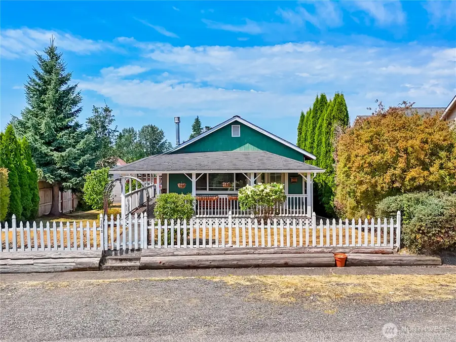 206 Kentucky Avenue, Granite Falls, WA 98252 - #3