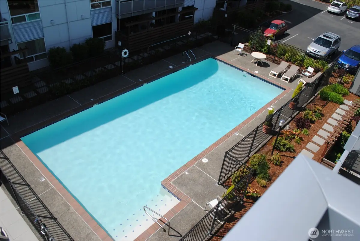 10501 8th Avenue Ne #406, Seattle, WA 98125 - #1