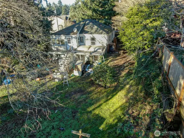 317 N 138th Street, Seattle, WA 98133