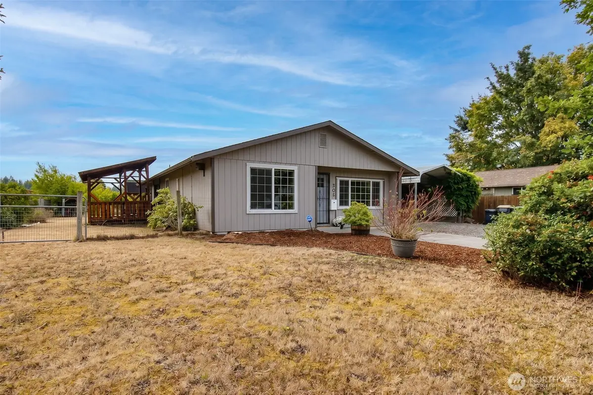 303 Olympia Street E, Rainier, WA 98576 - #1