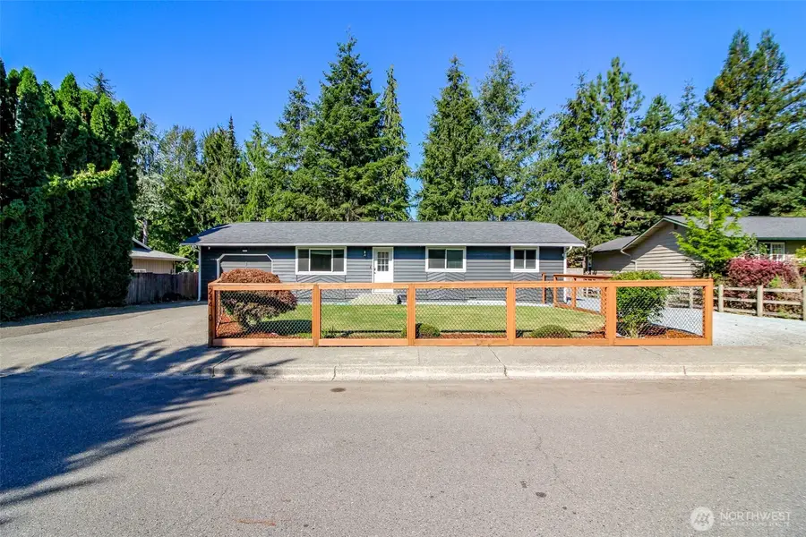 24410 Terrace Pl, Black Diamond, WA 98010 - #2