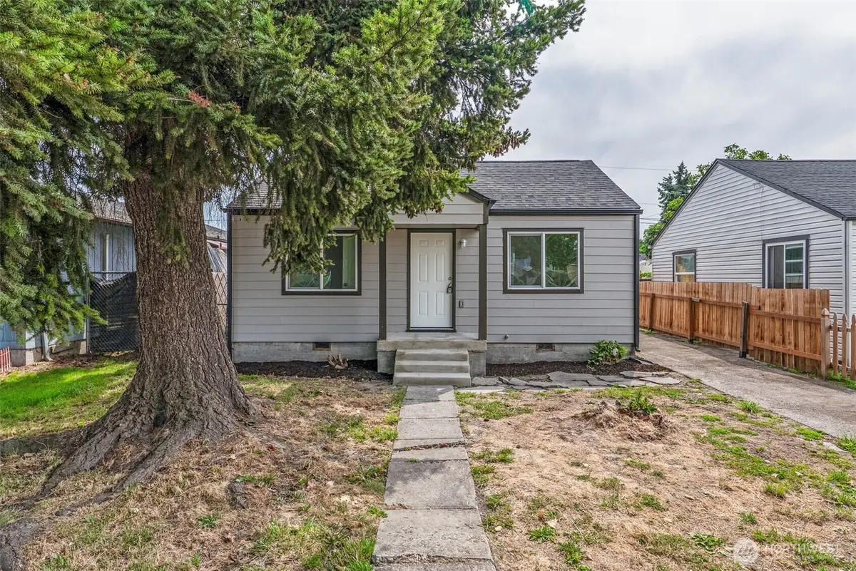 256 28th Avenue, Longview, WA 98632 - #1