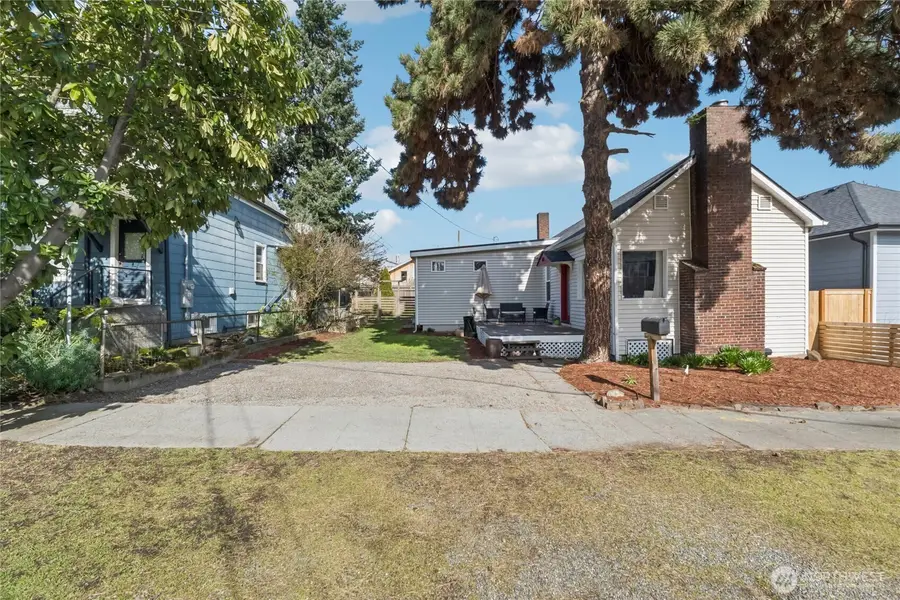 1110 S Bennett Street, Seattle, WA 98108 - #2