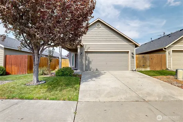 1212 Carver Street, College Place, WA 99324