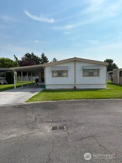 2240 W Broadway Avenue #127, Moses Lake, WA 98837