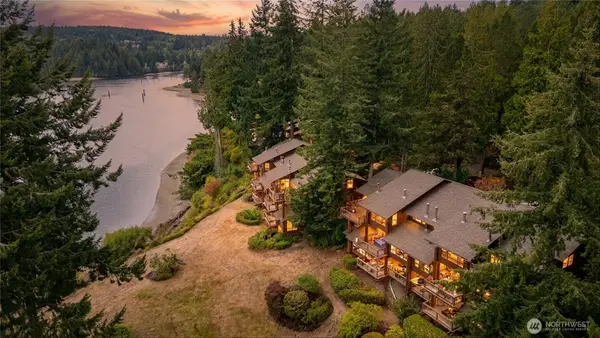 41 North Bay Lane #1, Port Ludlow, WA 98365
