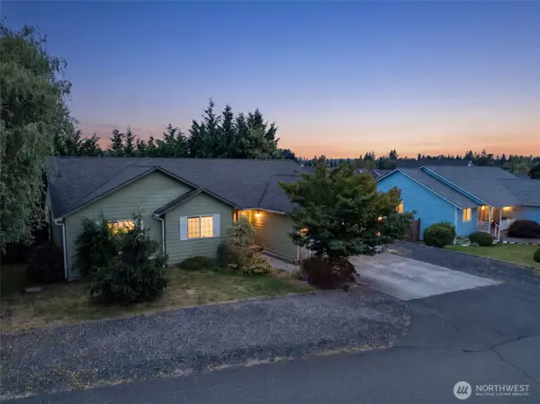 119 Newaukum Village Drive, Chehalis, WA 98532