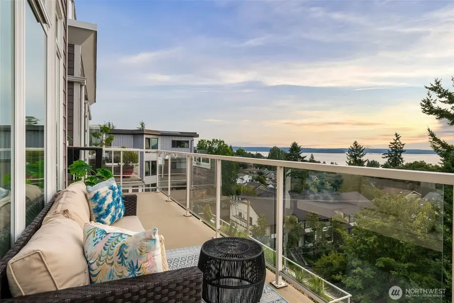 4847 California Avenue Sw #605, Seattle, WA 98116 - #3