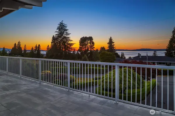 8308 Frederick Place, Edmonds, WA 98026
