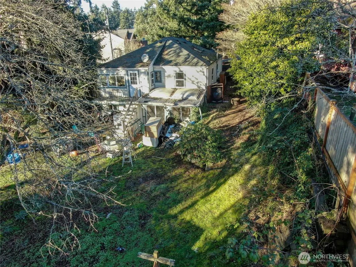 317 N 138th Street #5, Seattle, WA 98133 - #1