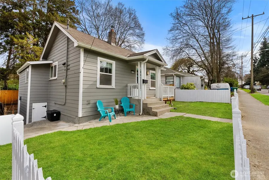 6058 6th Avenue Ne, Seattle, WA 98115 - #2