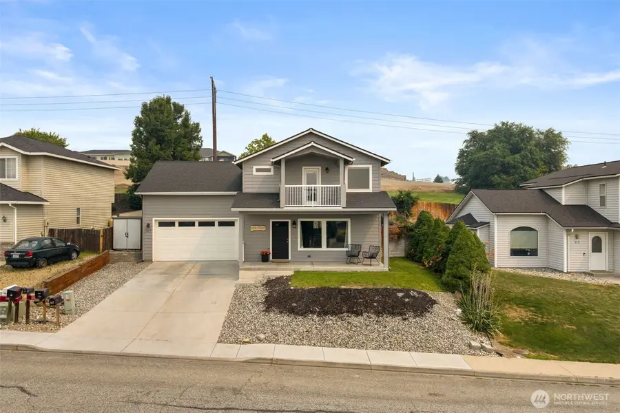 317 S Mary Avenue, East Wenatchee, WA 98802 - #3
