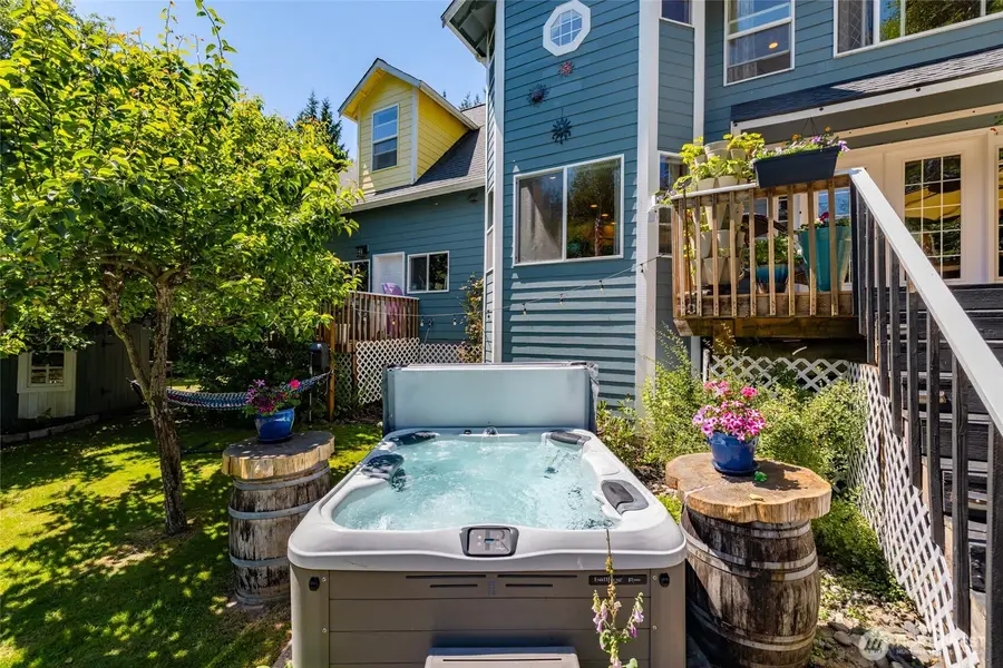 430 Rainbow Drive, Sedro Woolley, WA 98284 - #2