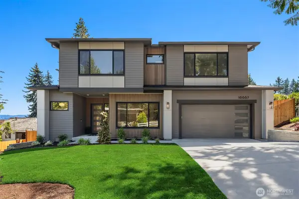 16667 SE 26th Street, Bellevue, WA 98008