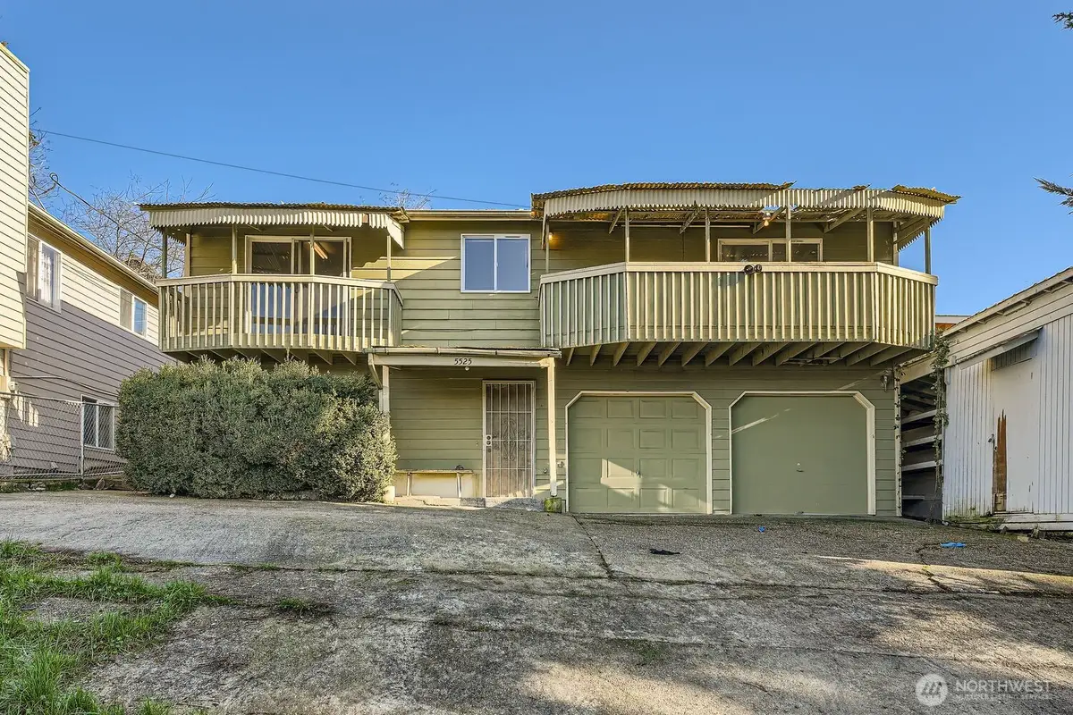 5525 Renton Avenue S, Seattle, WA 98118 - #1