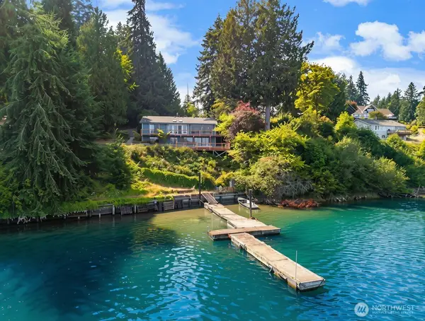 2448 Rocky Point Road Nw, Bremerton, WA 98312