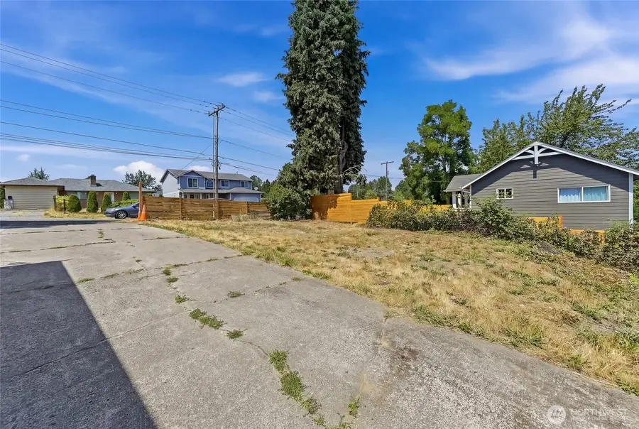 13426 22nd Avenue S #12, Seattle, WA 98168 - #3