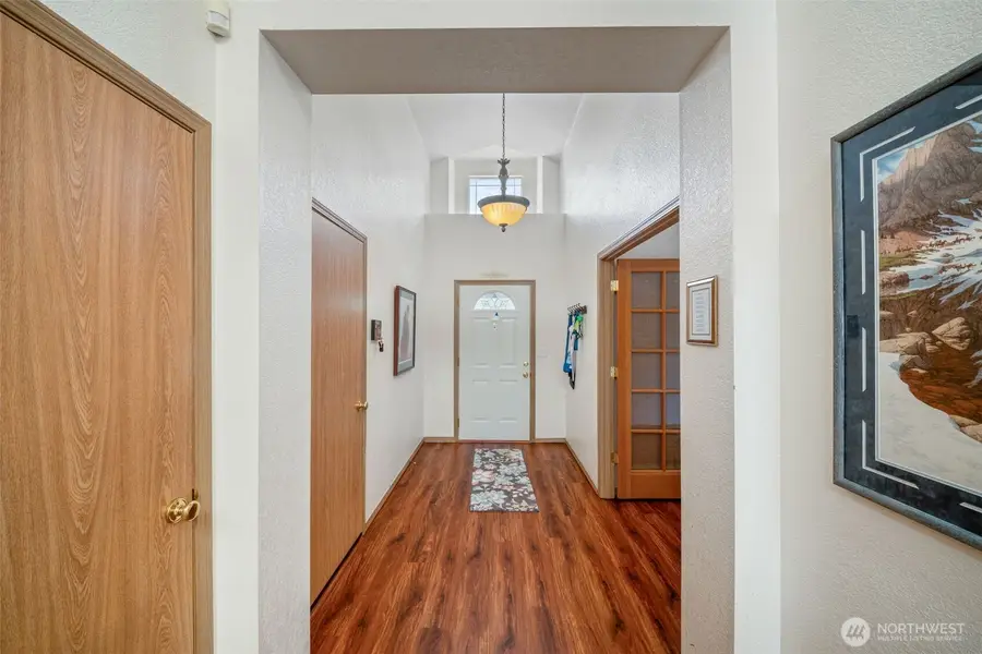 1107 Georgetowne Drive Ne, Olympia, WA 98516 - #3