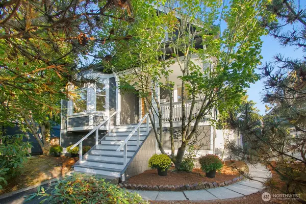 2035 N 77th Street, Seattle, WA 98103