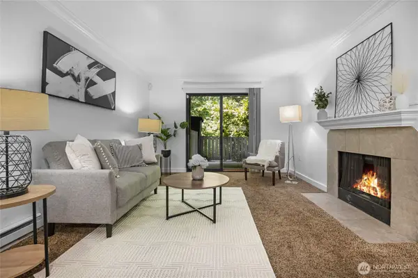 23405 16th Place S #C104, Des Moines, WA 98198