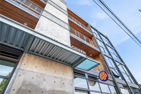 5611 University Way Ne #200B, Seattle, WA 98105