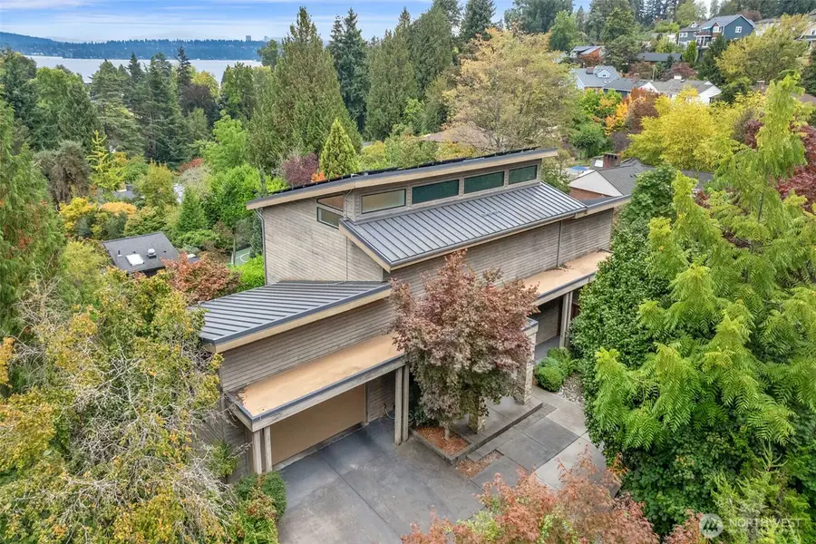 5121 NE 55th Street, Seattle, WA 98105 - #2