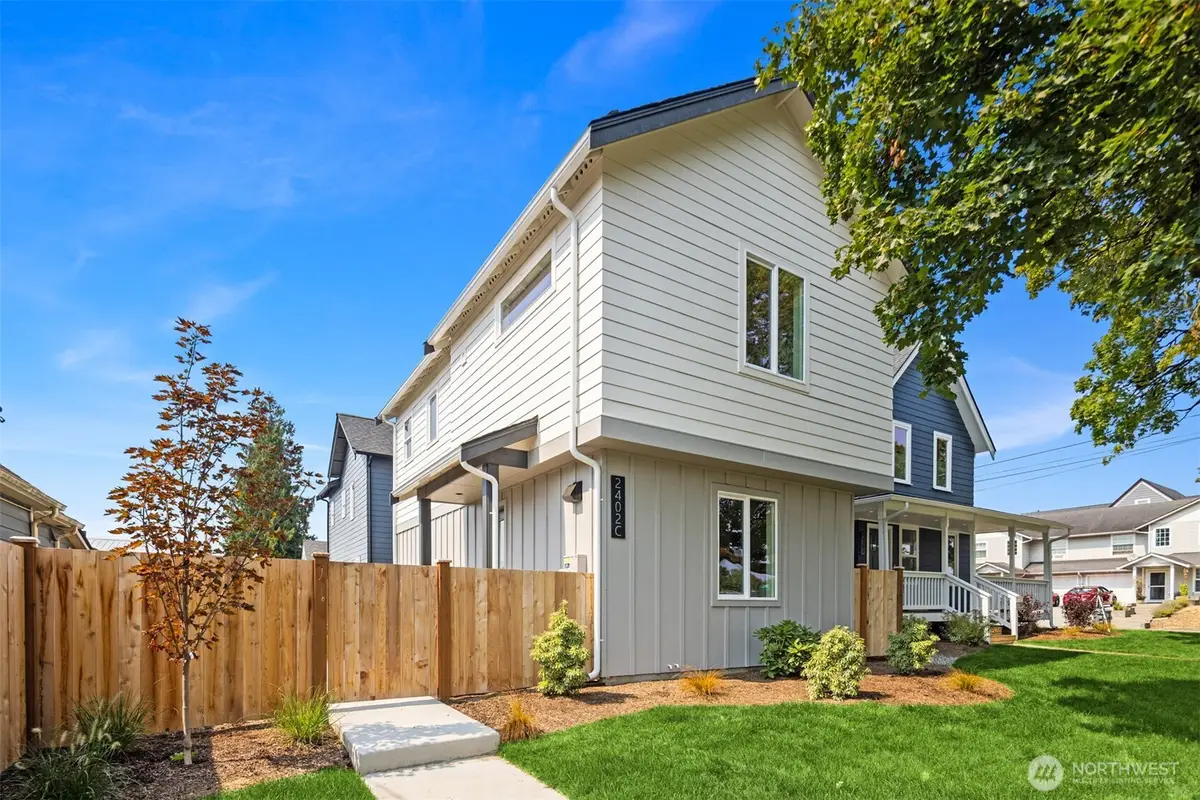 2402 Cleveland Avenue, Everett, WA 98201 - #1