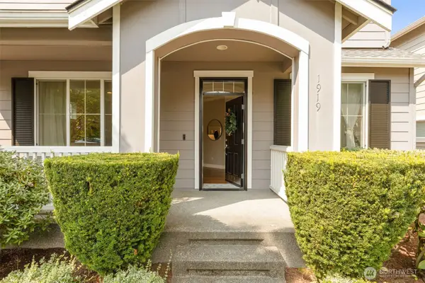 1919 25th Avenue Ne, Issaquah, WA 98029