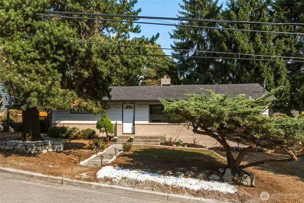 2538 NE 107th Street, Seattle, WA 98125