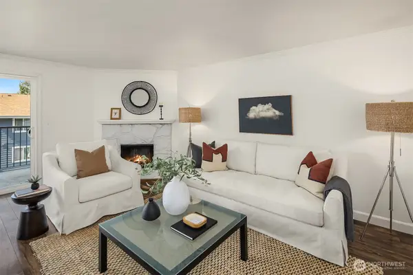 2531 S 248th Street #A14, Kent, WA 98032