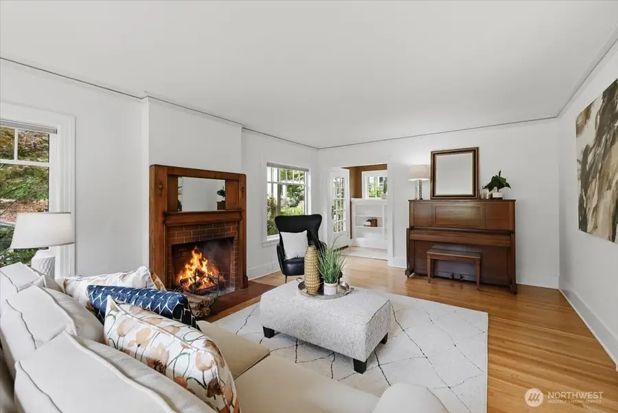 1828 NE Ravenna Boulevard, Seattle, WA 98105 - #2