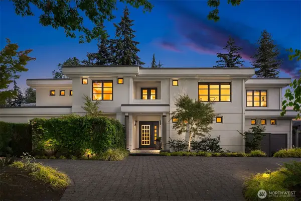 8457 NE 7th Street, Medina, WA 98039