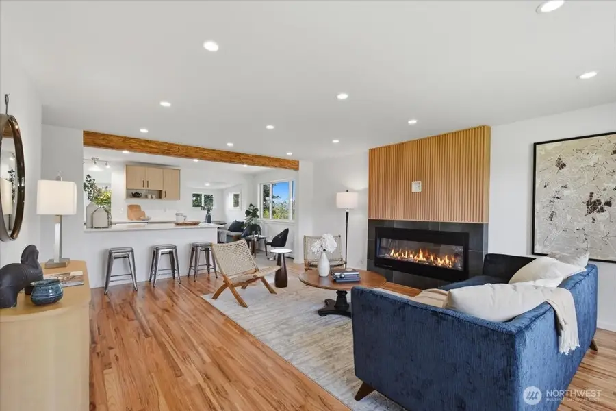 5247 21st Avenue Sw, Seattle, WA 98106 - #2
