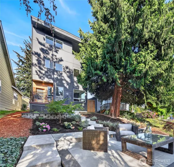 7707 18th Avenue Sw, Seattle, WA 98106