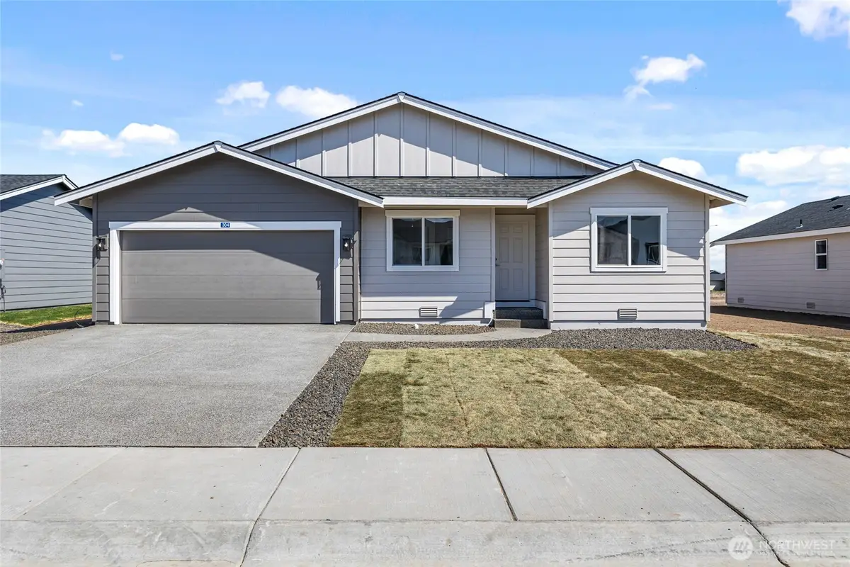 427 Pear Drive, Tieton, WA 98947 - #1