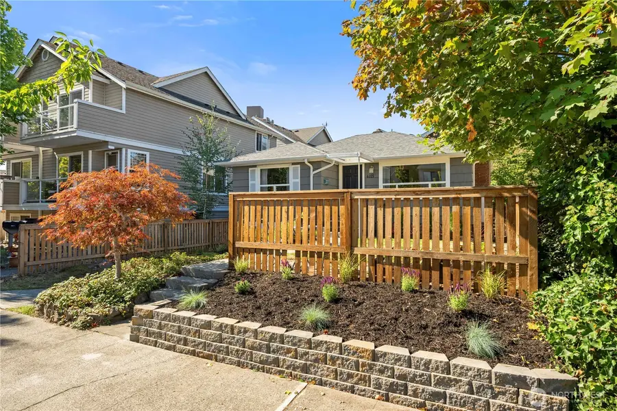 6325 42nd Avenue Sw, Seattle, WA 98136 - #2