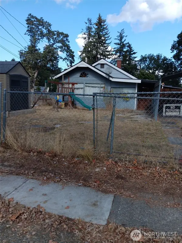 8605 Maple Street Sw, Lakewood, WA 98498