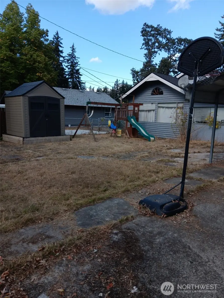 8605 Maple Street Sw, Lakewood, WA 98498 - #3